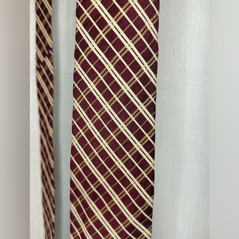 Boss Hugo Boss Tie - 100% silk - Preloved - Red/white - Picture 3 of 5